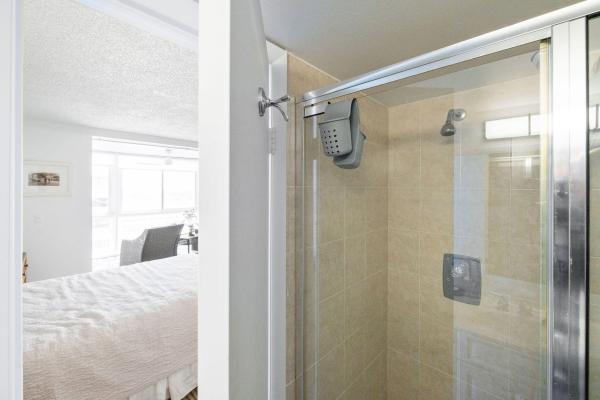 Royal Mariner, 3100 NE 49th St #1110, Lauderdale By The Sea, Florida 33308, image 2
