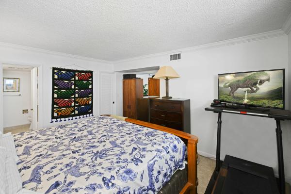 Royal Mariner, 3100 NE 49th St #1110, Lauderdale By The Sea, Florida 33308, image 2