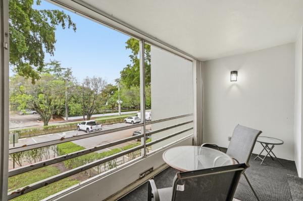 Plantation Royal, 6903 Cypress Rd #B24, Plantation, Florida 33317, image 2
