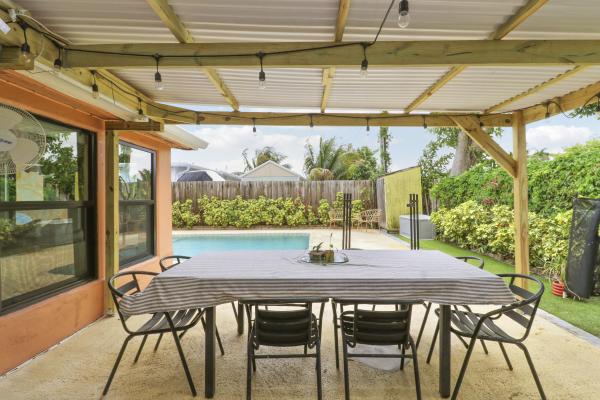 Lake Osborne Hills, 1441 Hillcrest Dr, Lake Worth Beach, Florida 33461, image 2