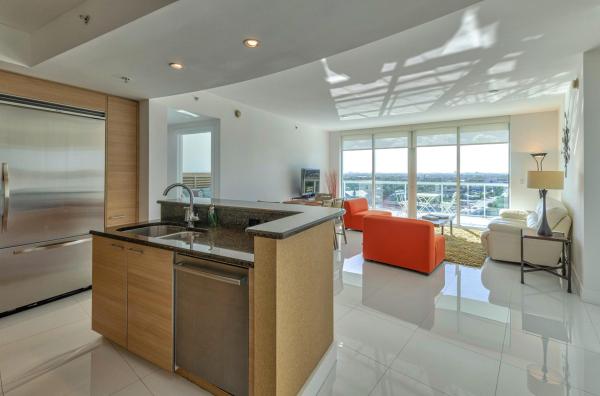 The Plaza At Oceanside, 1 N Ocean Blvd #913, Pompano Beach, Florida 33062, image 1