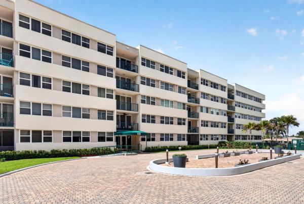 Port De Mer, 1236 Hillsboro Mile #406, Hillsboro Beach, Florida 33062, image 3
