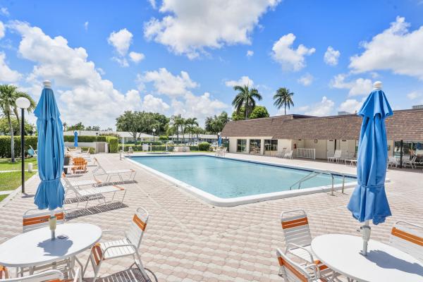 The Pines Of Delray, 2401 Del Aire Blvd #201, Delray Beach, Florida 33445, image 1