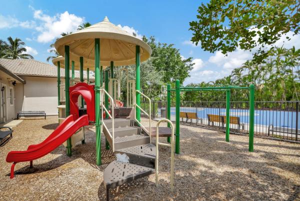 Saturnia Isles, 9520 Barletta Winds Pt, Delray Beach, Florida 33446, image 2
