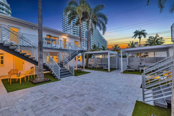 347 N Birch Rd #1-9, Fort Lauderdale, Florida 33304, image 1