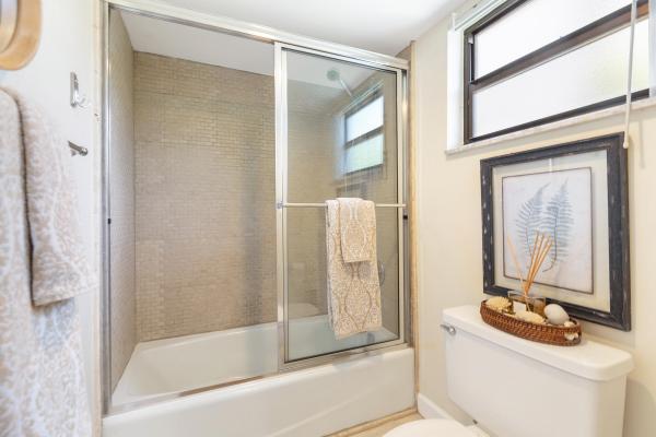Tennis Lodges, 11863 Wimbledon Cir #500, Wellington, Florida 33414, image 2