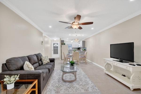 2787 Dudley Dr W #D, West Palm Beach, Florida 33415, image 2