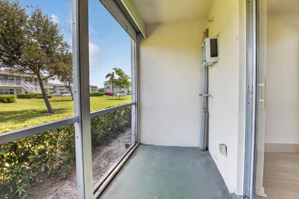 Sterling Village, 660 Horizons W #107, Boynton Beach, Florida 33435, image 2