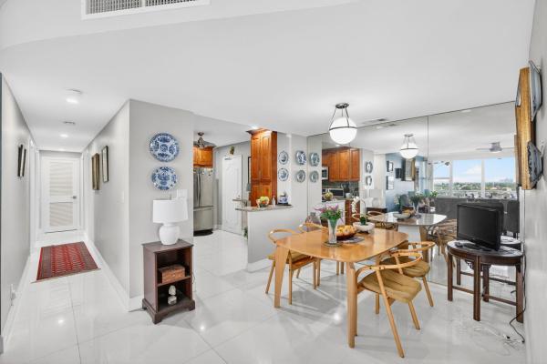 Coral Ridge Towers South, 3333 NE 34th St #701, Fort Lauderdale, Florida 33308, image 1