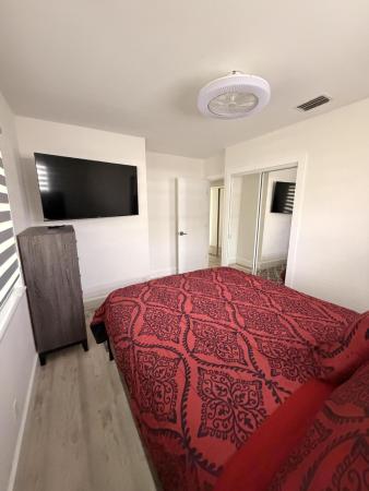 Broadview Country Club Estates, 1720 SW 64th Ave, North Lauderdale, Florida 33068, image 1