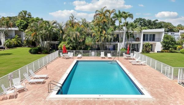 Royale Harbour Of North Palm Beach, 384 Golfview Rd #D, North Palm Beach, Florida 33408, image 2