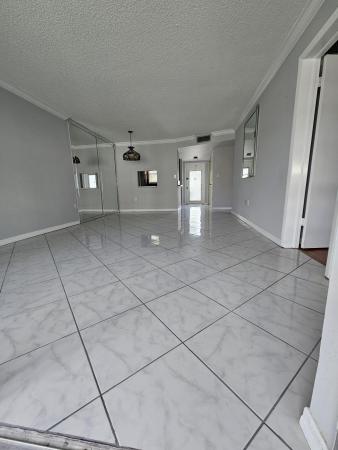 Sunrise Lakes 2, 8590 Sunrise Lakes Blvd #111, Sunrise, Florida 33322, image 3