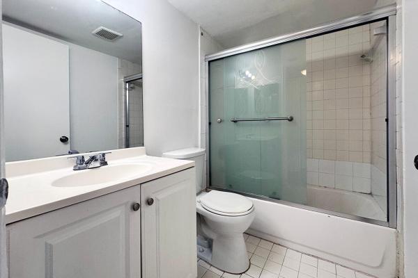 Presidential Golfview, 1900 N Congress Ave #105, West Palm Beach, Florida 33401, image 1