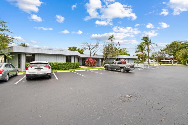 Royal Park, 113 Royal Park Dr #2H, Oakland Park, Florida 33309, image 1