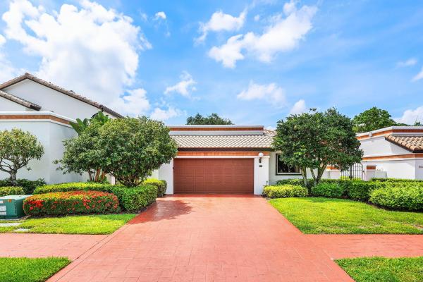 Villa Flora At Boca Pointe, 6514 Via Rosa, Boca Raton, Florida 33433, image 2