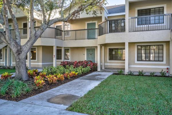 4685 N Haverhill Rd #E1, West Palm Beach, Florida 33417, image 1