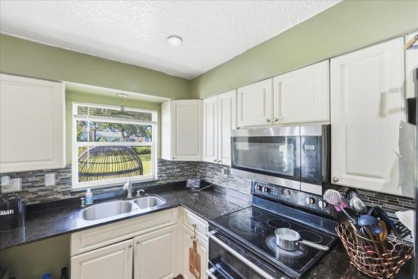 Lakewood Park, 6602 Fort Walton Ave, Fort Pierce, Florida 34951, image 3