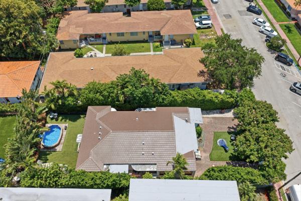 Isle Of Normandy, 2183 Bay Dr, Miami Beach, Florida 33141, image 3