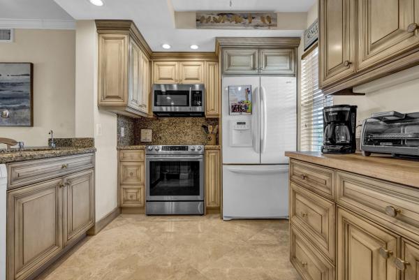 Palm Aire At Coral Key, 3050 NE 48th Ct #305, Hillsboro Beach, Florida 33064, image 2