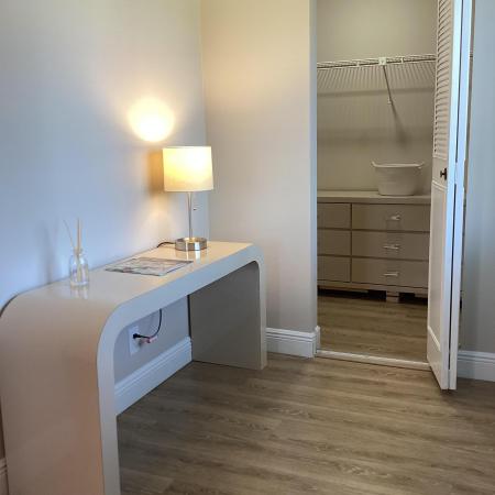Pine Ridge South 4, 410 Pine Glen Ln #B-2, Greenacres, Florida 33463, image 2