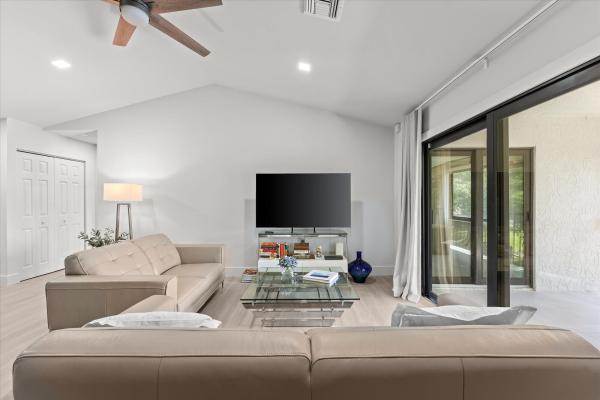 Coach Houses Of Town Place, 5521 Coach House Cir #G, Boca Raton, Florida 33486, image 1