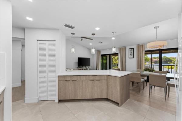 Coach Houses Of Town Place, 5521 Coach House Cir #G, Boca Raton, Florida 33486, image 1