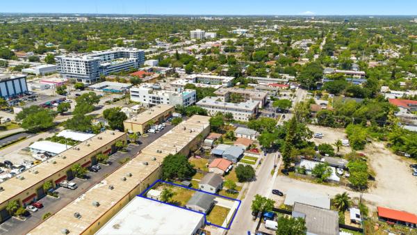 Hollywood Little Ranches, 2120 Taylor St, Hollywood, Florida 33020, image 1