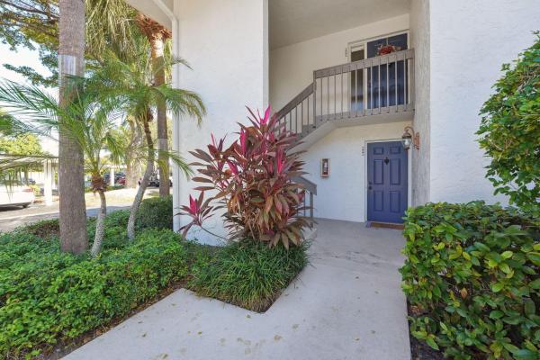 100 Pelican Pointe Dr #101, Delray Beach, Florida 33483, image 1