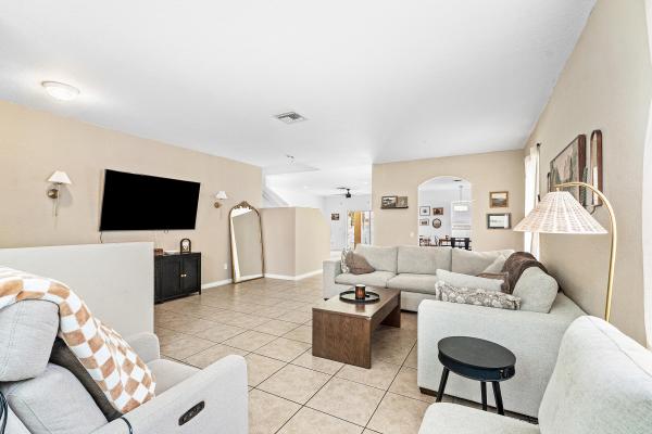 Sunterra, 5827 Gypsum Pl, West Palm Beach, Florida 33413, image 2