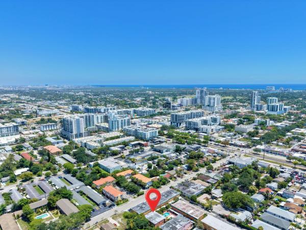 Palm Townhouse, 2200 Monroe St #24, Hollywood, Florida 33020, image 3