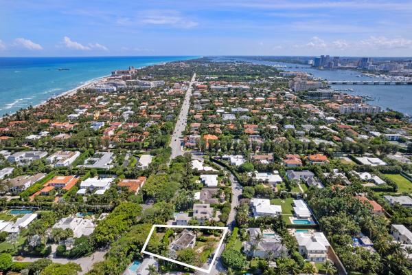 Stotesbury Park, 357 Crescent Dr, Palm Beach, Florida 33480, image 1