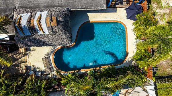 Cresthaven, 910 NE 23rd Ct, Pompano Beach, Florida 33064, image 1