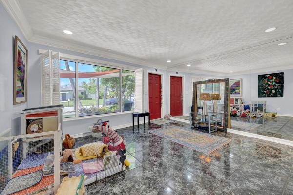 Cresthaven, 910 NE 23rd Ct, Pompano Beach, Florida 33064, image 3