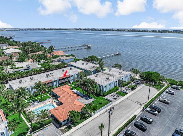 1430 S Lakeside Dr #22, Lake Worth Beach, Florida 33460, image 1