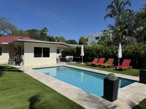 Seawanna, 632 SW 8th Ave, Fort Lauderdale, Florida 33315, image 1
