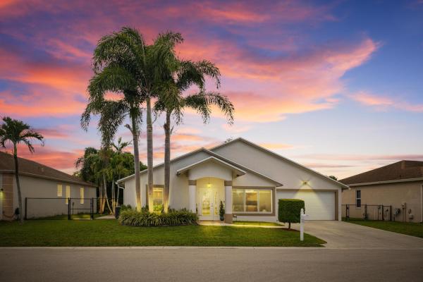 Normandy Isles, 1128 Hatteras Cir, Greenacres, Florida 33413, image 3