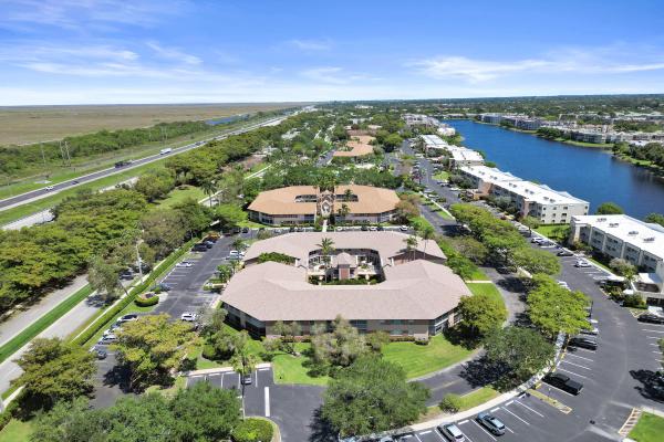 Devon, 7243 S Devon Dr #211, Tamarac, Florida 33321, image 2