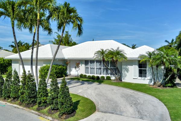 Manana Estates, 1465 N Lake Way, Palm Beach, Florida 33480, image 1