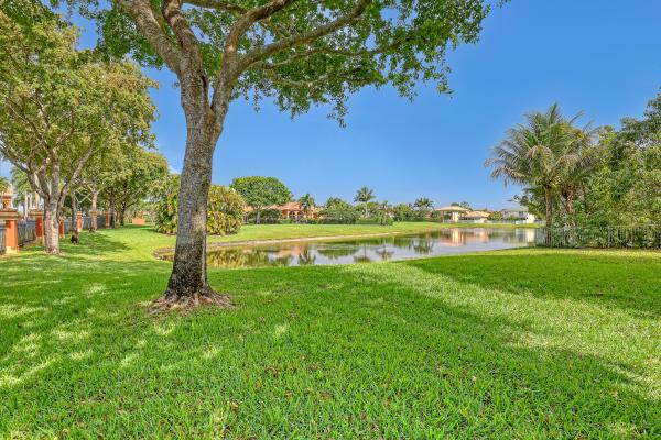 Bella Terra, 176 Bellezza Ter, Royal Palm Beach, Florida 33411, image 1