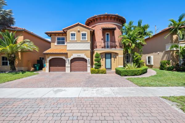 2760 SW 156th Pl, Unincorporated Dade County, Florida 33185, image 1