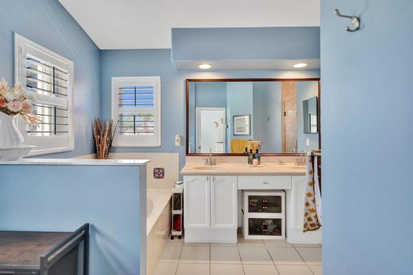 Barton Creek Village, 6423 Barton Creek Cir, Lake Worth, Florida 33463, image 2