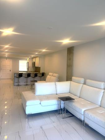 Paradise Harbour, 105 Paradise Harbour Blvd #108, North Palm Beach, Florida 33408, image 1