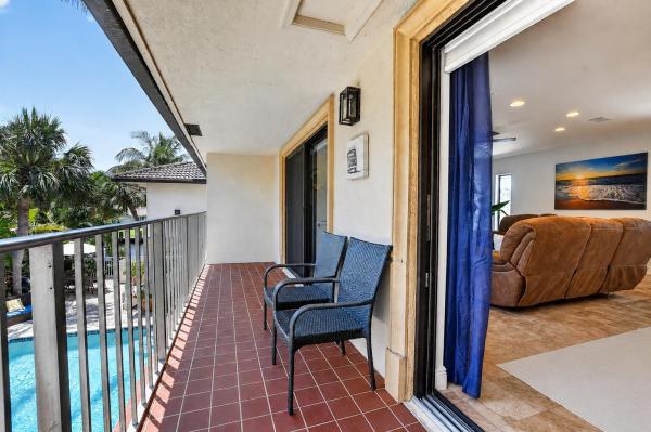 Ceaire, 4310 S Ocean Blvd #B, Highland Beach, Florida 33487, image 3