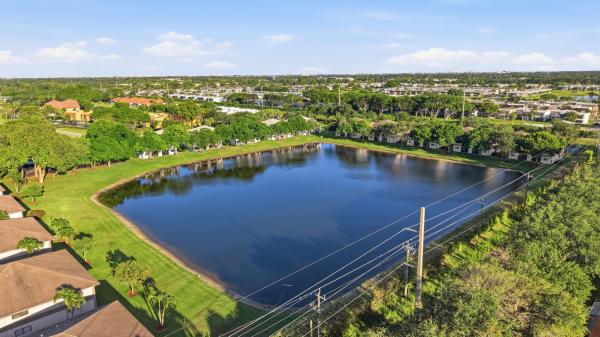 Pembridge At Lakes Of Delray, 15301 Pembridge Ave #44, Delray Beach, Florida 33484, image 1