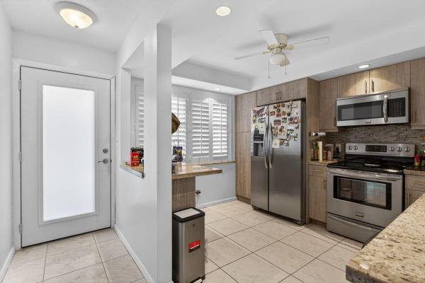 Portofino Village, 3002 Portofino Isle #E3, Coconut Creek, Florida 33066, image 1