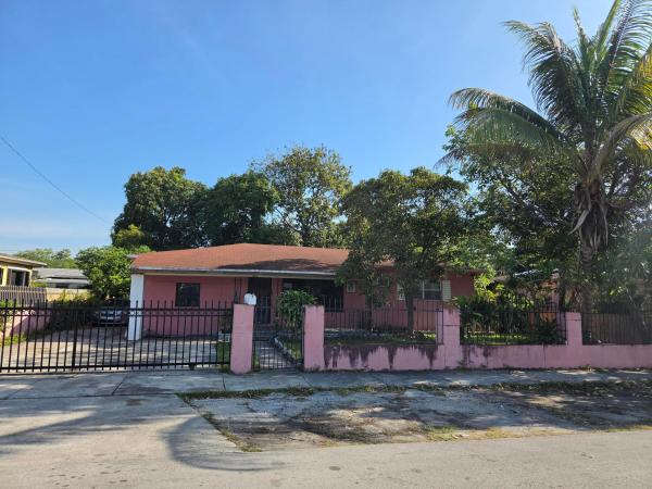 1165 NW 108th Ter, Unincorporated Dade County, Florida 33168, image 2
