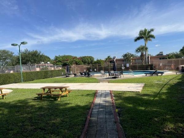 Valencia Village, 54 N Matador Ln, Davie, Florida 33324, image 2