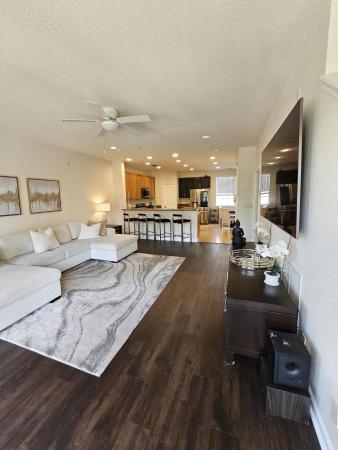 Greenwich At Abacoa, 405 Schoolhouse Rd, Jupiter, Florida 33458, image 2