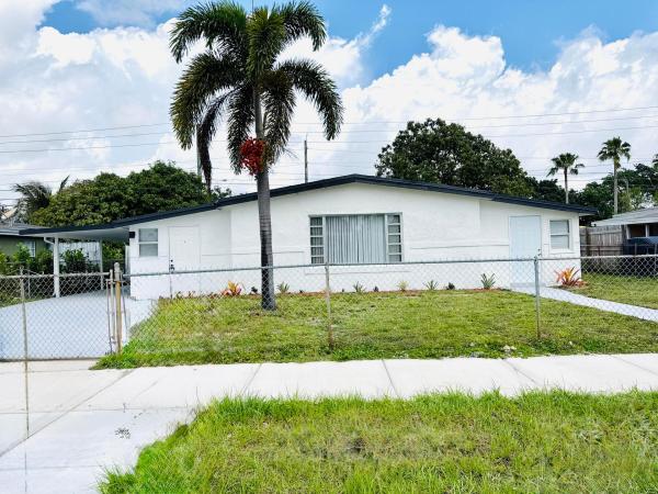 Boulevard Gardens, 2931 NW 5th Ct, Fort Lauderdale, Florida 33311, image 1