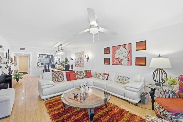 Watersedge At Lakes Of Delray, 15461 Pembridge Dr #207, Delray Beach, Florida 33484, image 3
